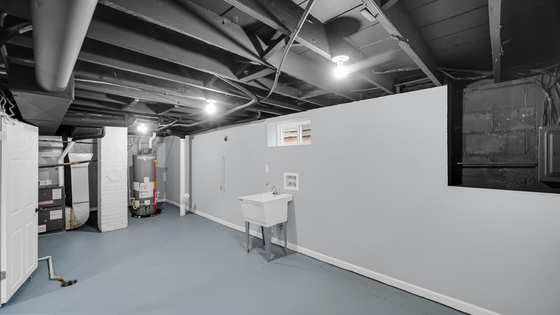 1125 Wallace Street Gary, IN 46404 - Photo 10 of 12 a view of a room with gym equipment