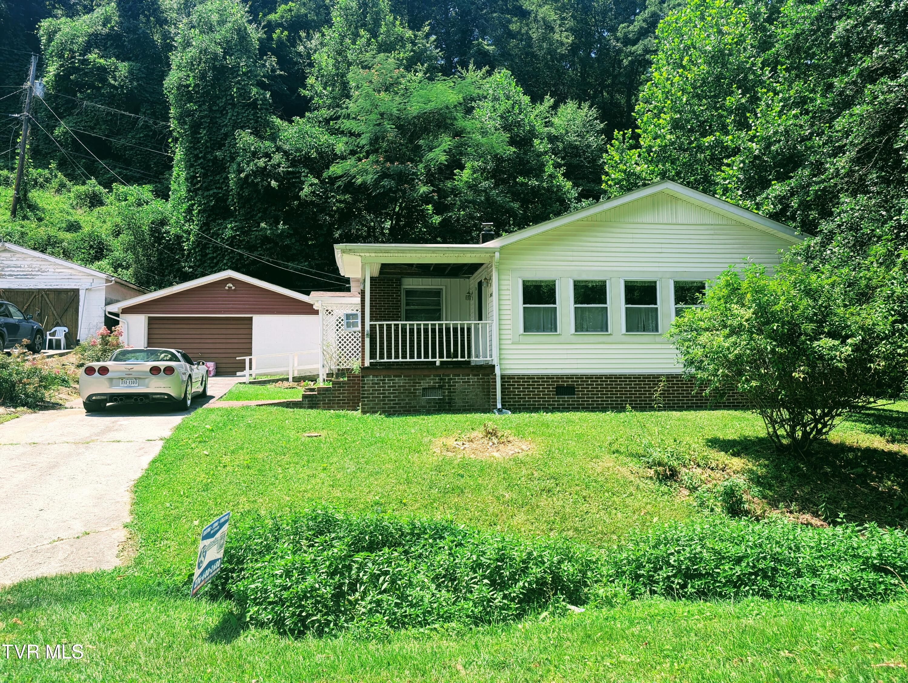 10632 Sandlick Road Bee, VA 24217 - Photo 1 of 30 1000014181
