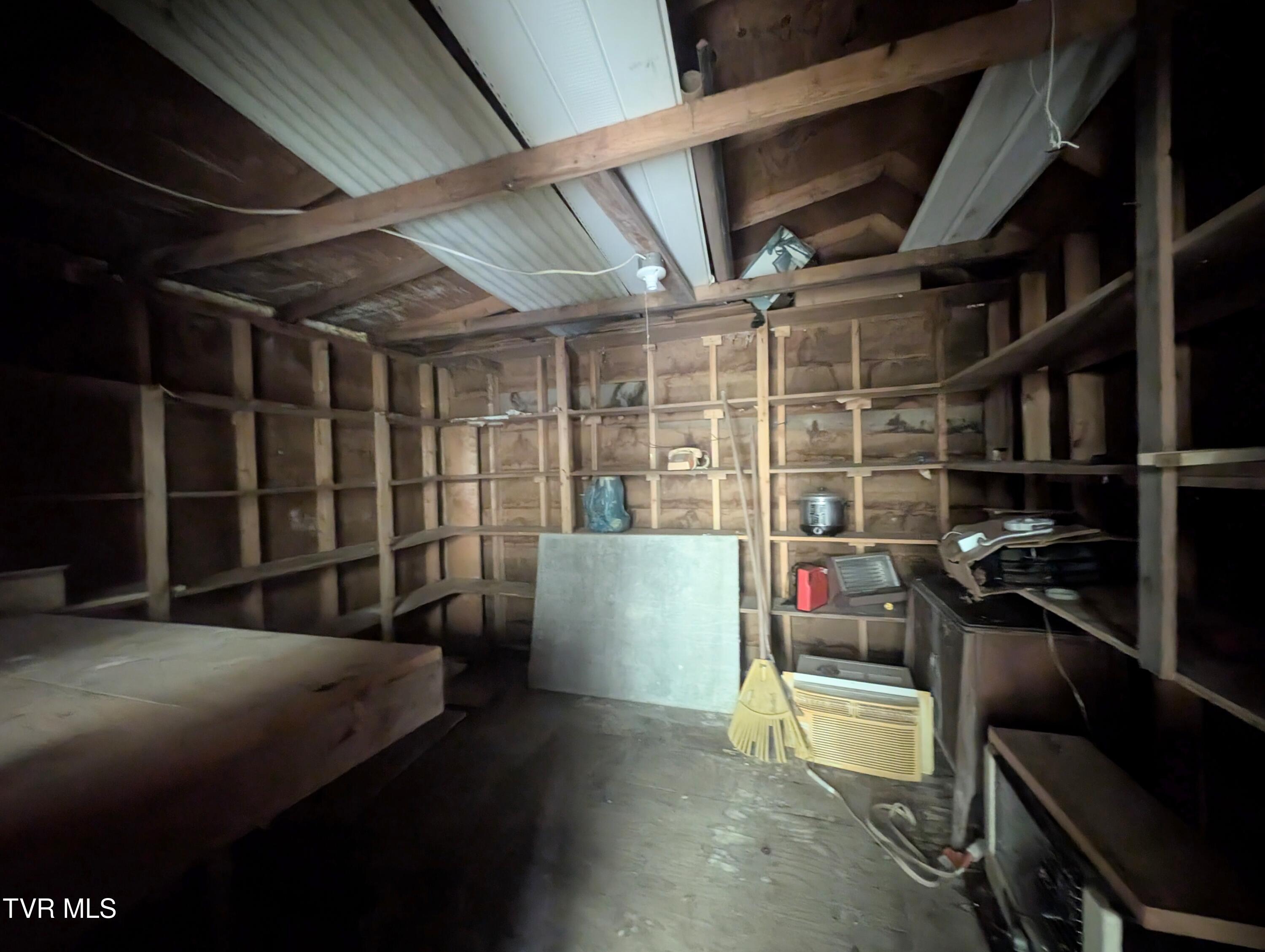 10632 Sandlick Road Bee, VA 24217 - Photo 11 of 30 1000014192