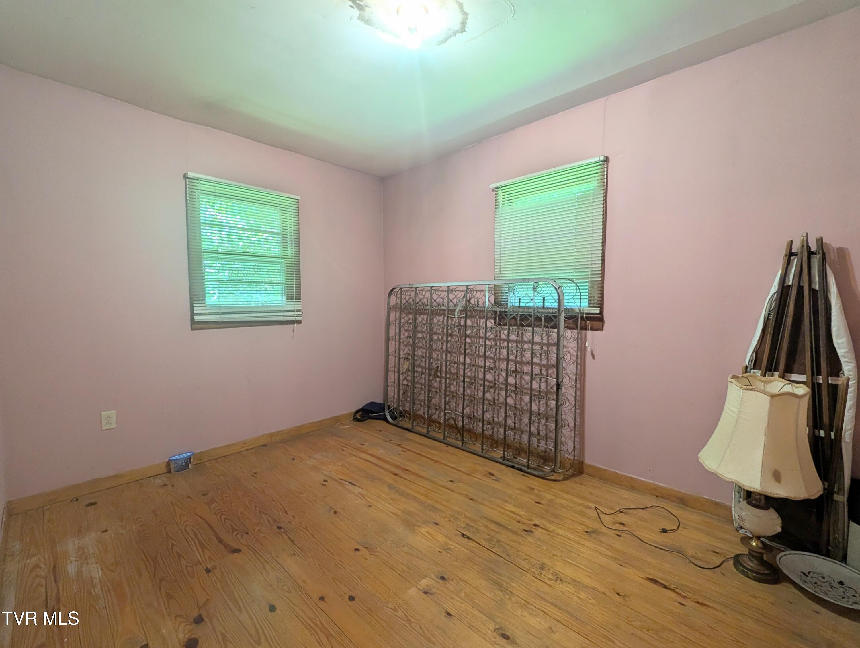 10632 Sandlick Road Bee, VA 24217 - Photo 29 of 30 1000014209