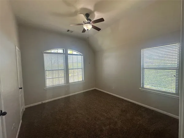 $2,900 | 13102 Spear Trail Court, Rosharon, TX 77583