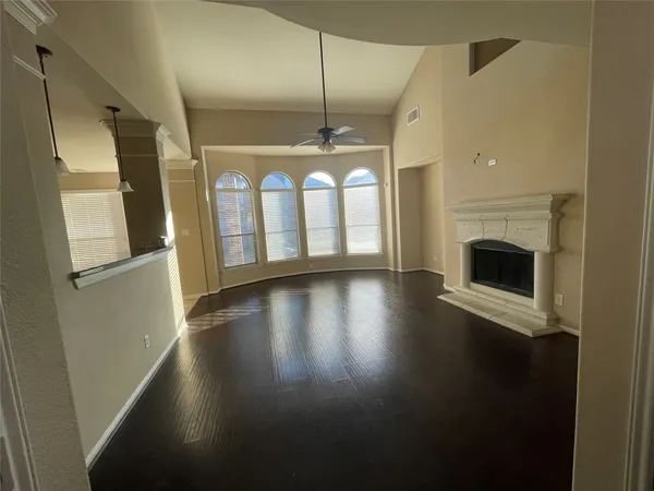 $2,900 | 13102 Spear Trail Court, Rosharon, TX 77583