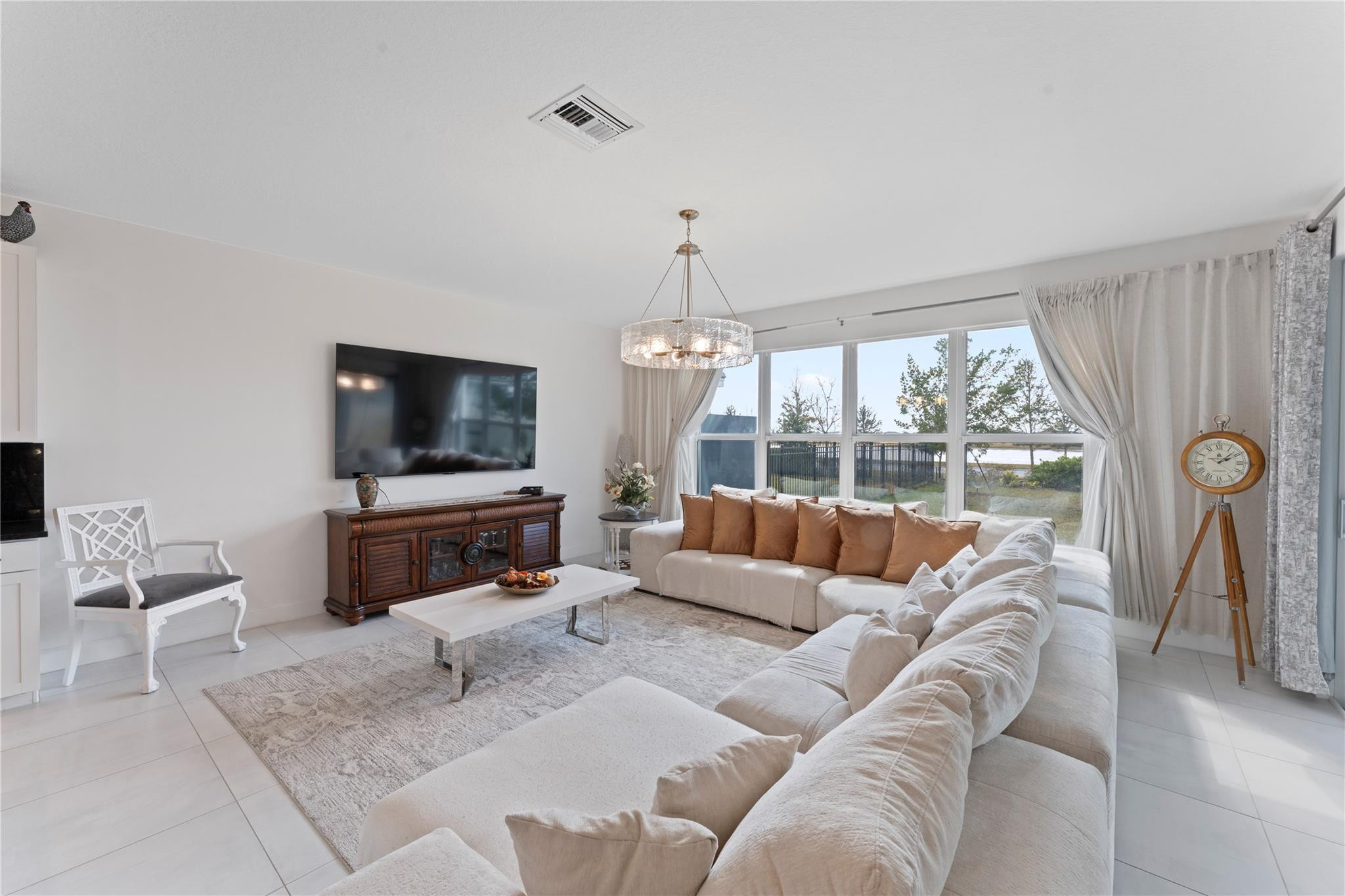 19552 Broad Shore Walk Loxahatchee, FL 33470 - Photo 5 of 65 Photo 5