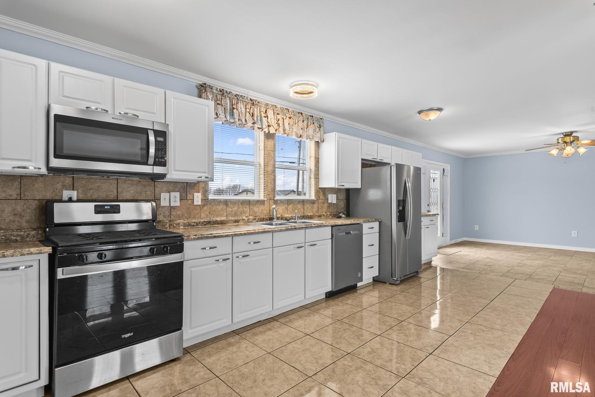 1536 North Springfield Street Virden, IL 62690 - Photo 12 of 42