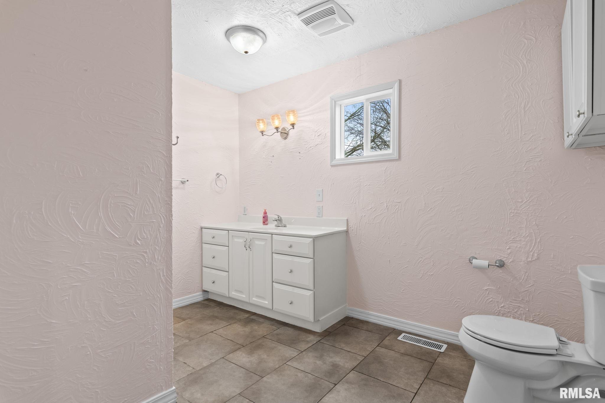 1536 North Springfield Street Virden, IL 62690 - Photo 28 of 42