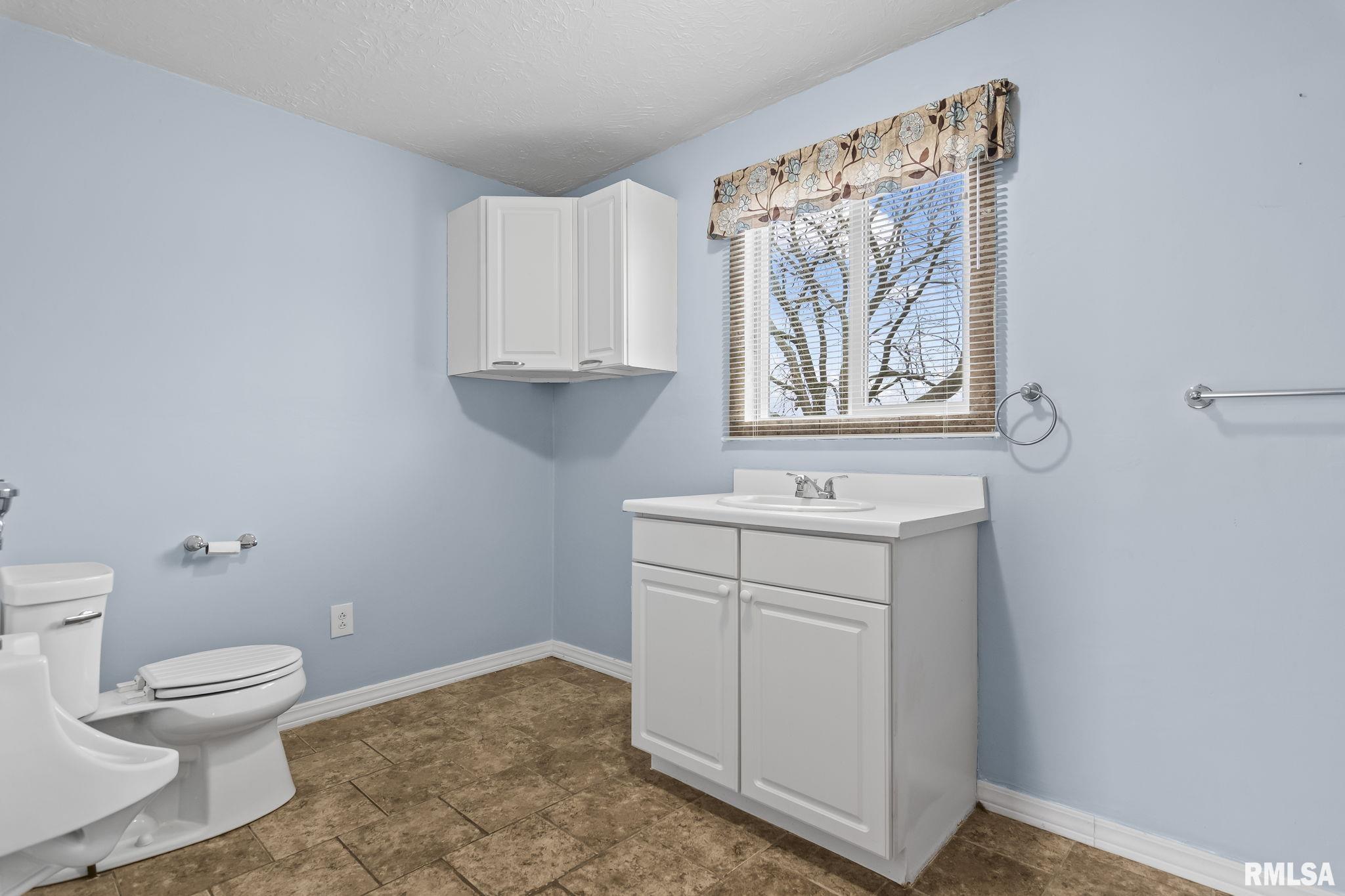 1536 North Springfield Street Virden, IL 62690 - Photo 30 of 42