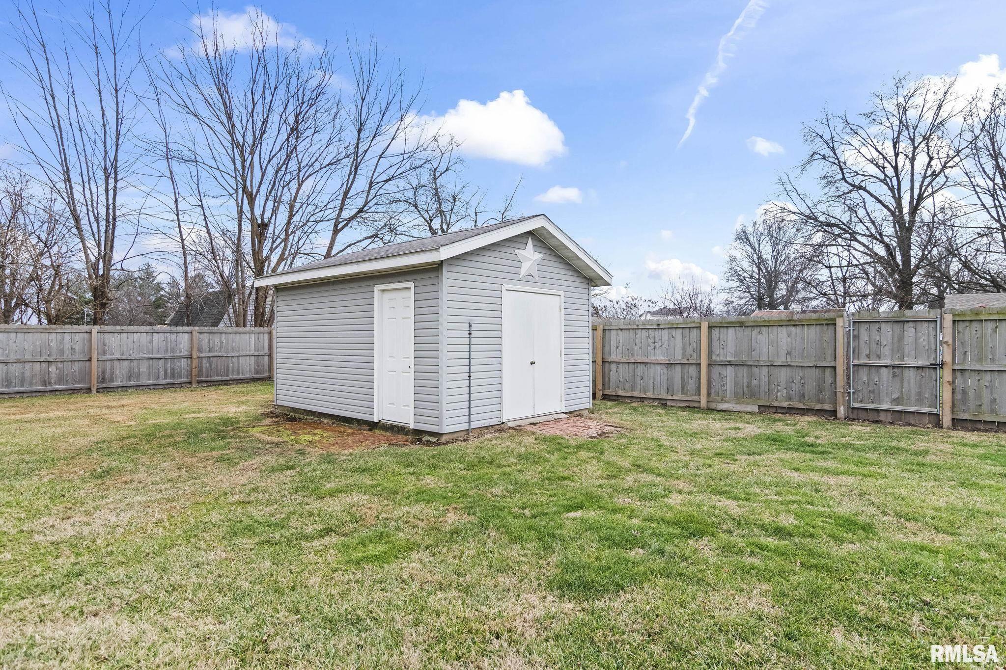 1536 North Springfield Street Virden, IL 62690 - Photo 40 of 42