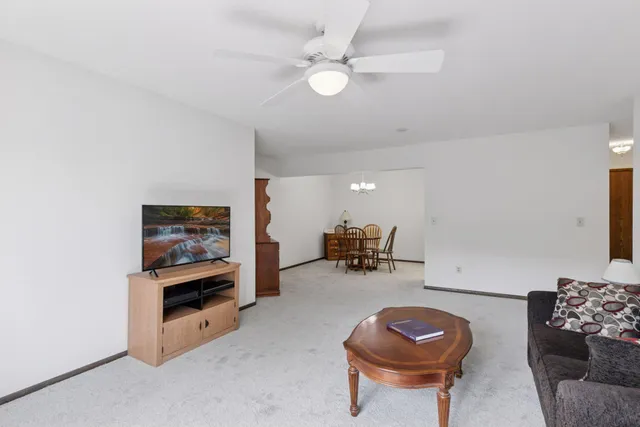 $135,000 | 4360 Brookside Court, Unit 310, Edina, MN 55436