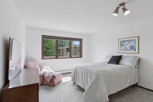 $135,000 | 4360 Brookside Court, Unit 310, Edina, MN 55436