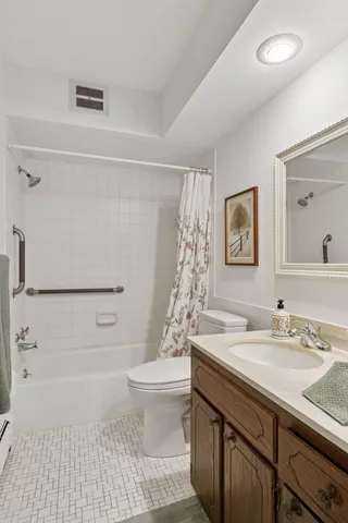 $135,000 | 4360 Brookside Court, Unit 310, Edina, MN 55436