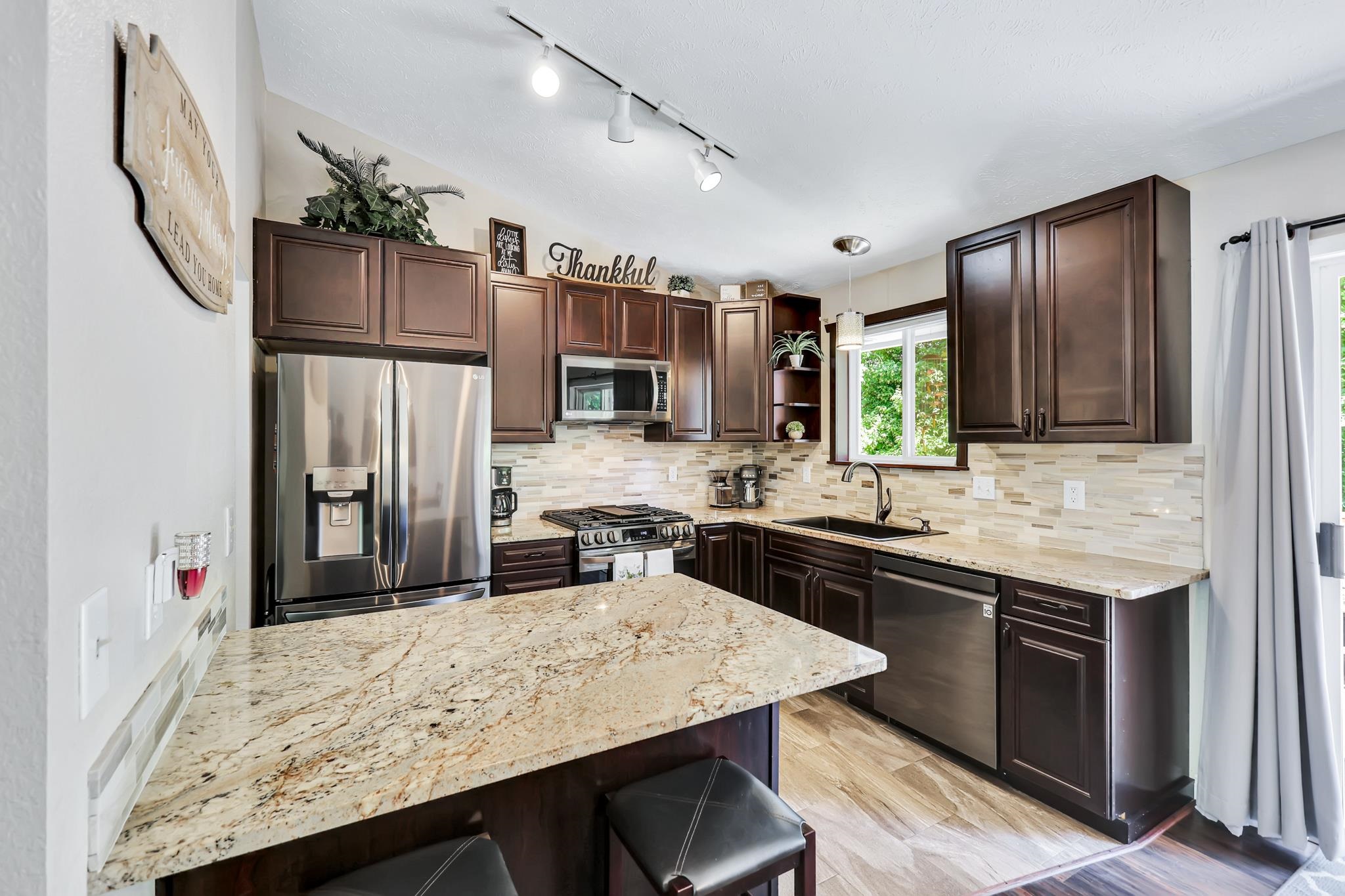 10602 North Hooper Road Spokane, WA 99218 - Photo 16 of 50