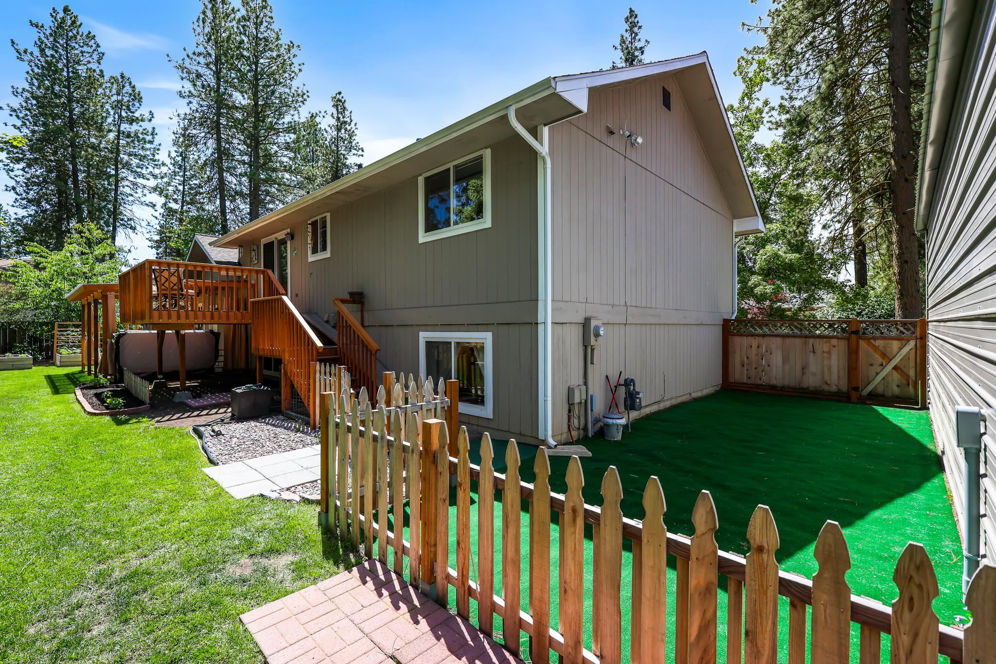 10602 North Hooper Road Spokane, WA 99218 - Photo 43 of 50