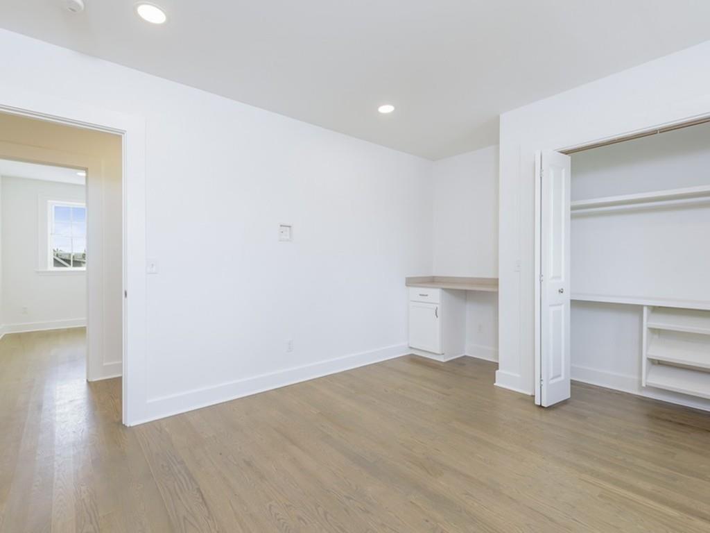886 Grinnell Street Fall River, MA 02721 - Photo 19 of 40 Gallery Image 19