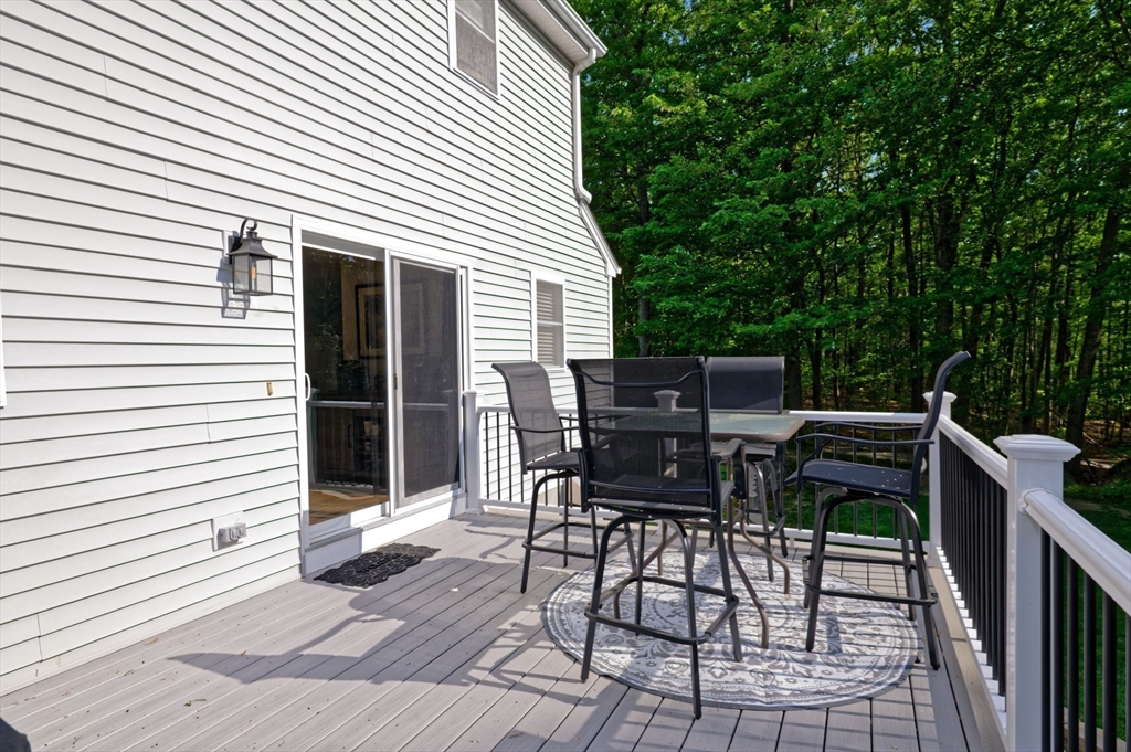 6 Chamberlain Road Uxbridge, MA 01569 - Photo 37 of 38