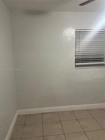 $3,250 | 700 North 68th Way, Hollywood, FL 33024