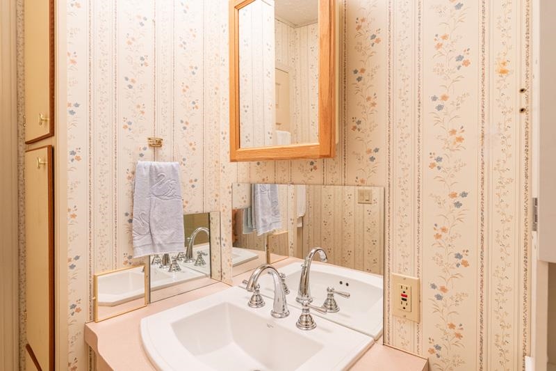 25 Felton Road Weston, VT 05161 - Photo 16 of 28