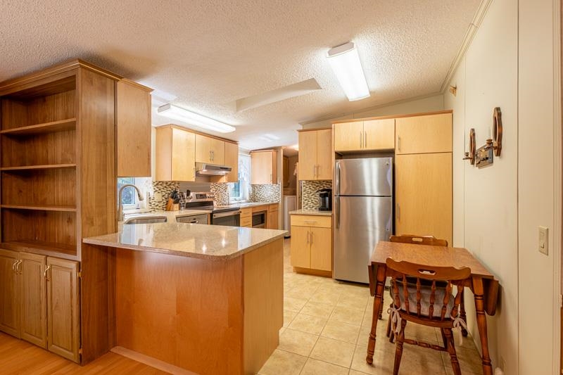 25 Felton Road Weston, VT 05161 - Photo 3 of 28