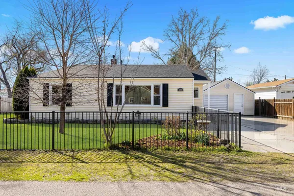 $499,900 | 109 East Woodvine Street, Boise, ID 83706