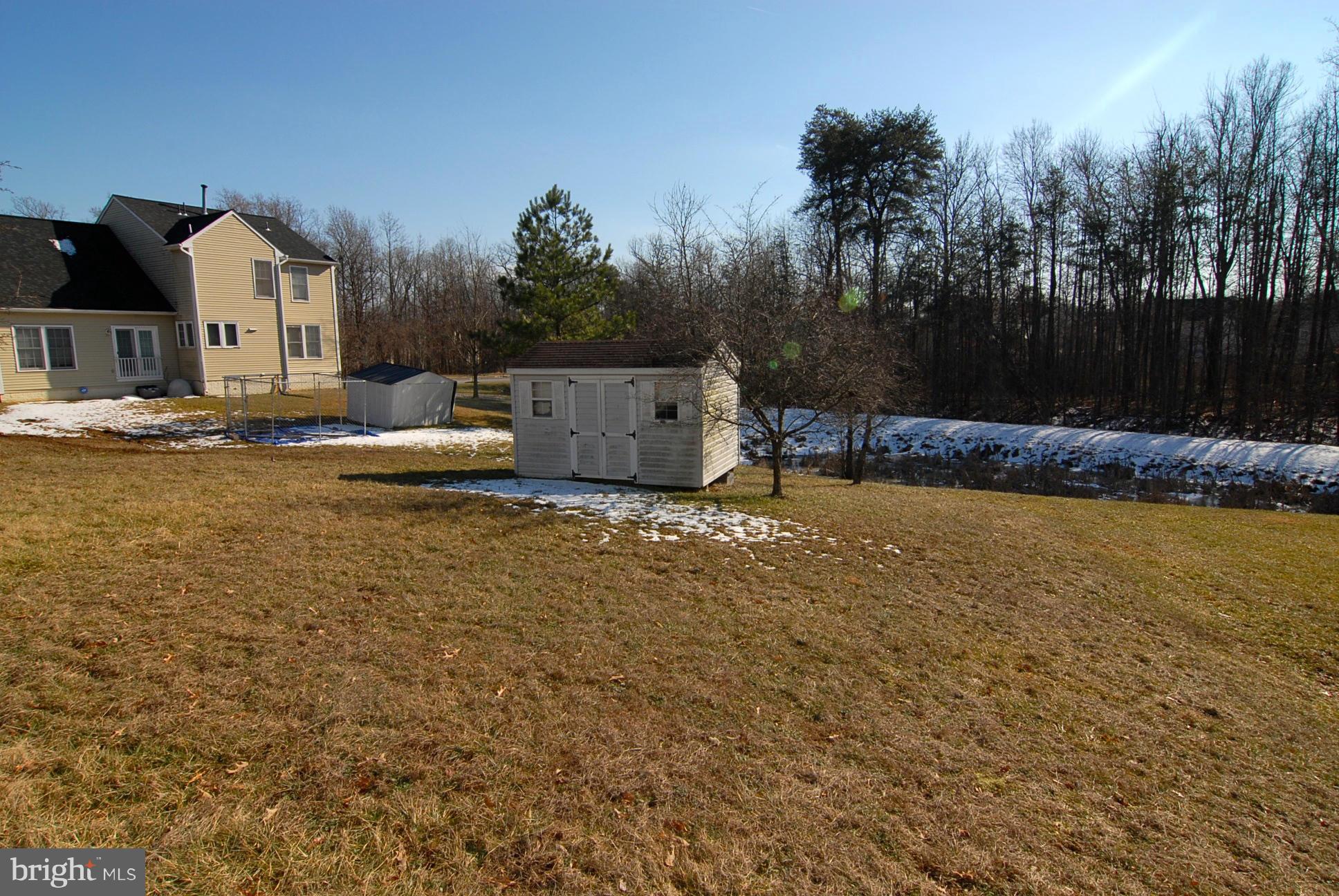 9319 Hobart Street Springdale, MD 20721 - Photo 20 of 21 back yard
