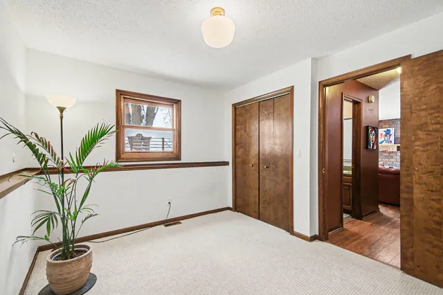 $389,900 | 700 Oakhurst Avenue Northwest, Grand Rapids, MI 49504