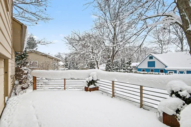 $389,900 | 700 Oakhurst Avenue Northwest, Grand Rapids, MI 49504