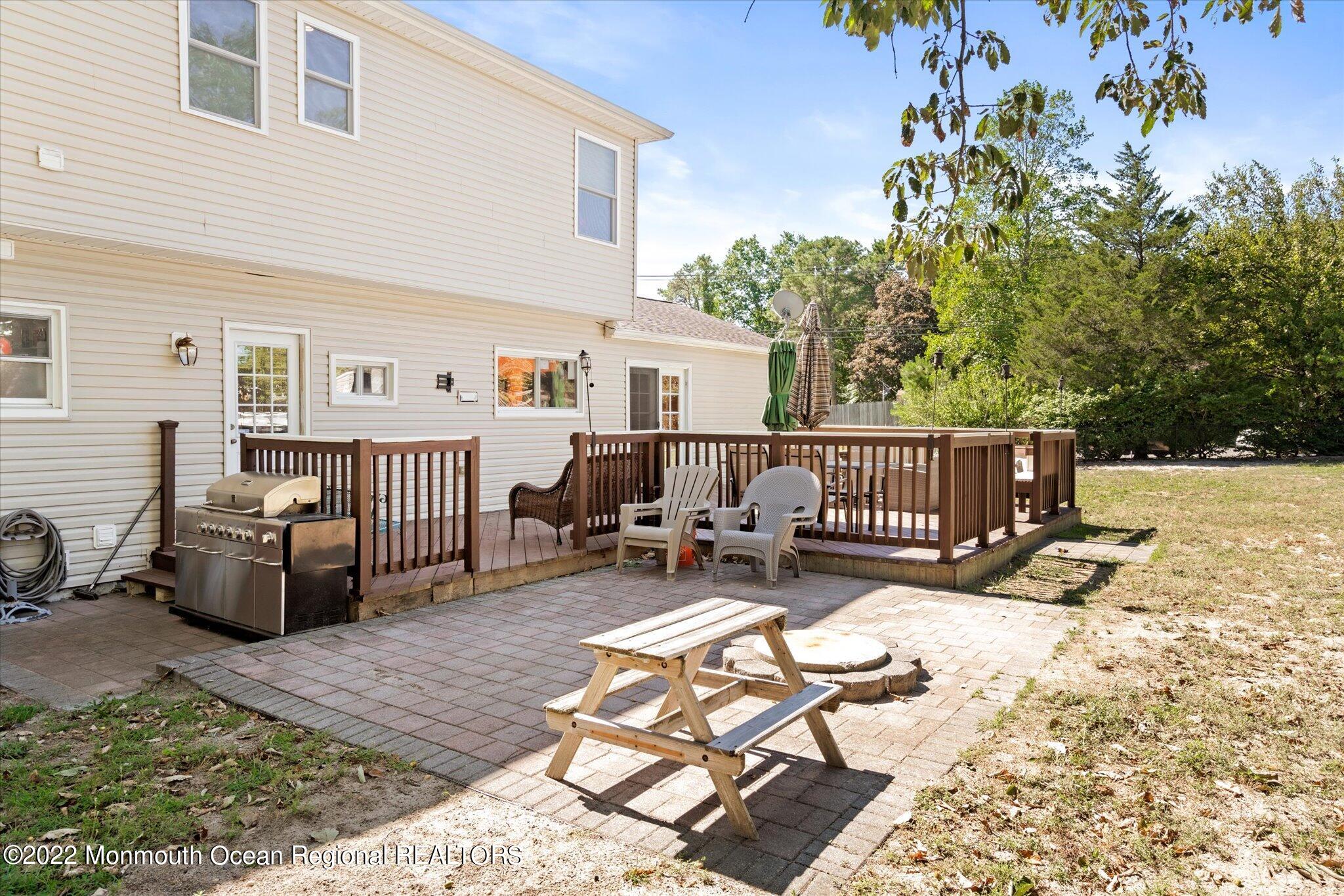 2 Sunset Drive Howell, NJ 07731 - Photo 35 of 41 35-2_Sunset_Drive-35