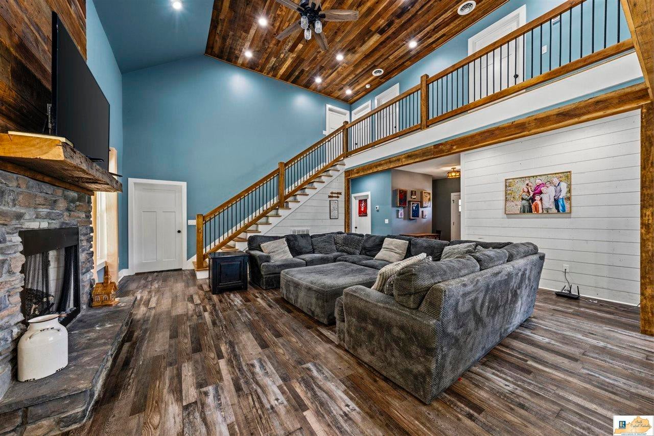 465 Witty Road Glasgow, KY 42141 - Photo 3 of 39 Gallery Image 3