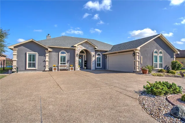 $715,000 | 14918 Lake Athens Avenue, Robstown, TX 78380