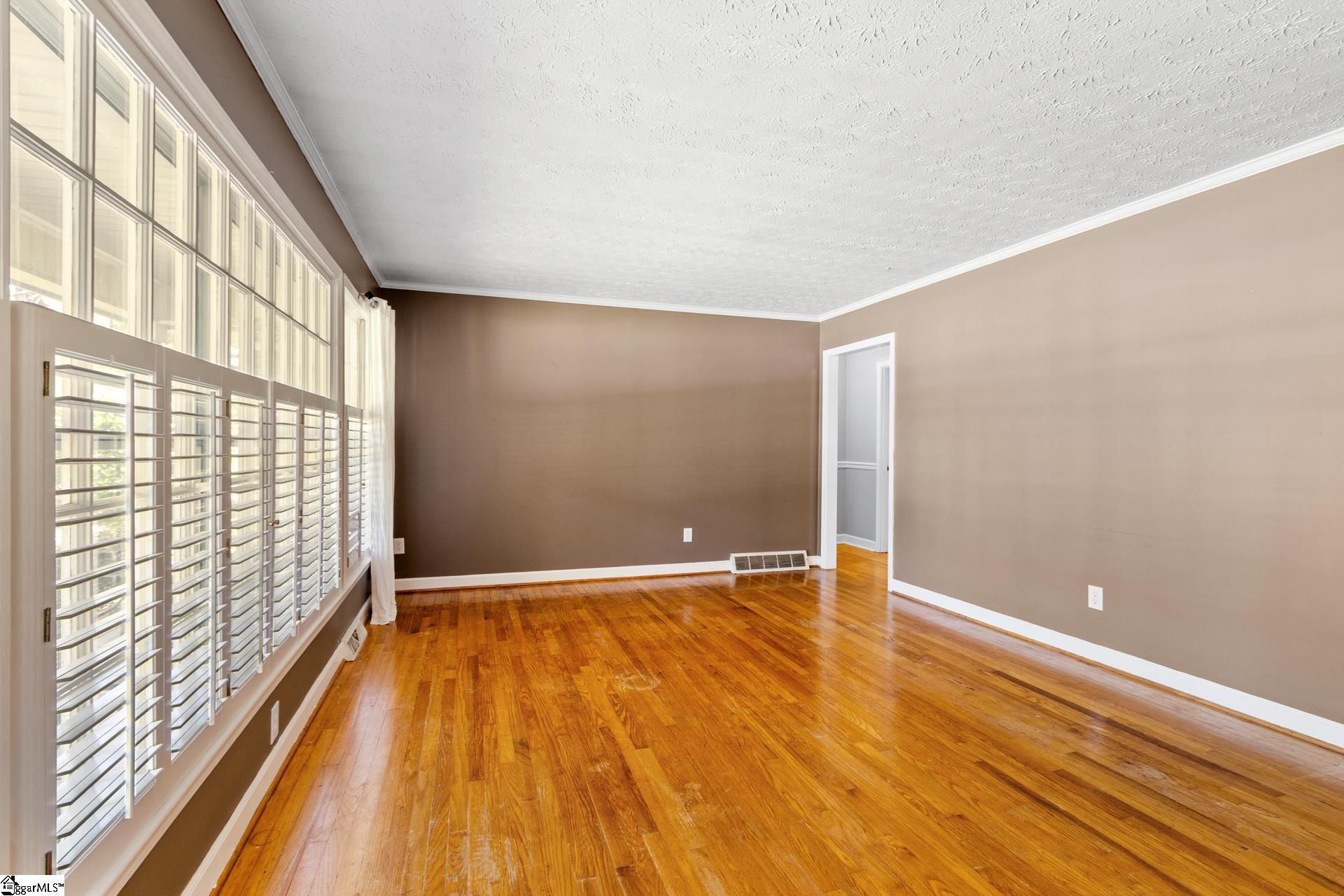 100 Sumter Street Clinton, SC 29325 - Photo 3 of 44