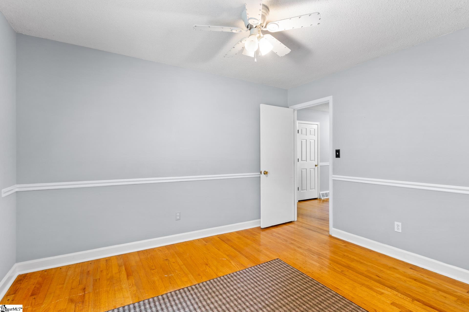 100 Sumter Street Clinton, SC 29325 - Photo 33 of 44