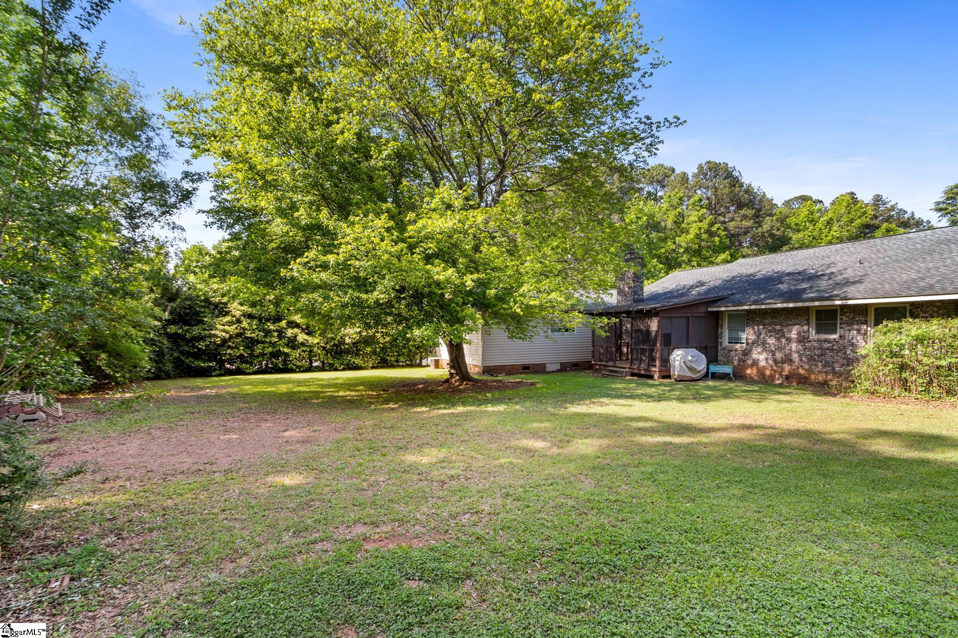 100 Sumter Street Clinton, SC 29325 - Photo 41 of 44