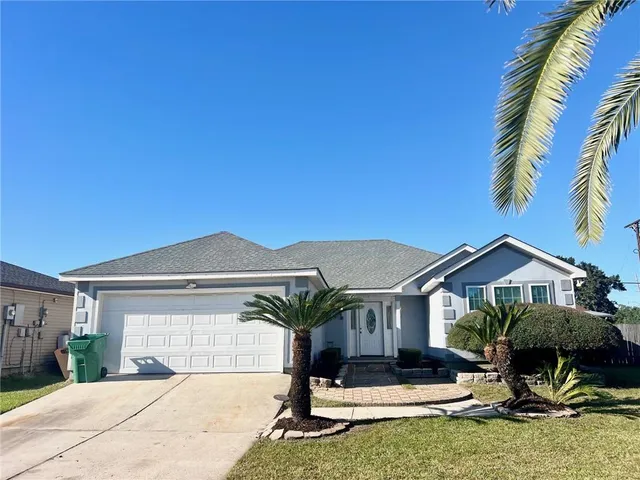 $1,900 | 3100 Havenwood Drive, Harvey, LA 70058