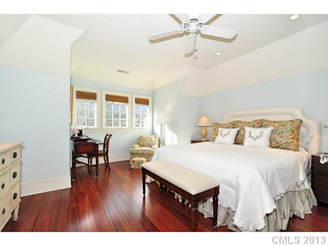 1629 Queens Road Charlotte, NC 28207 - Photo 15 of 16 Gallery Image 15