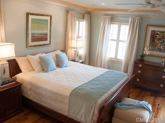 1629 Queens Road Charlotte, NC 28207 - Photo 8 of 16 Gallery Image 8