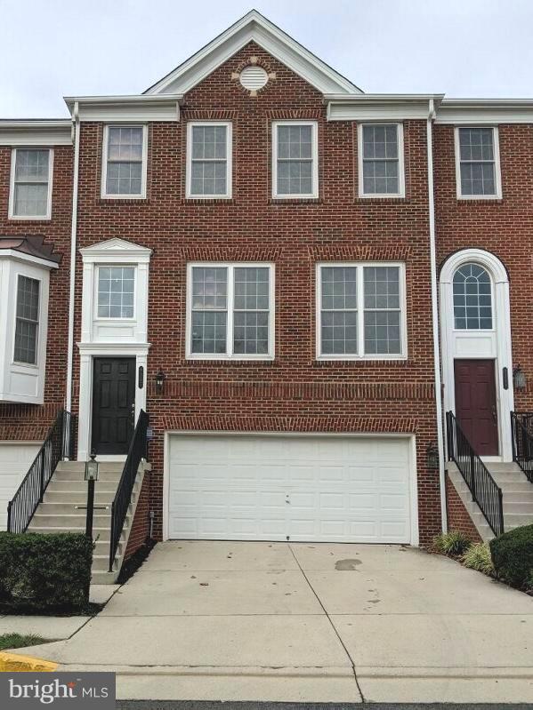 9247 Laurel Ridge Crossing Road Lorton, VA 22079 - Photo 1 of 26 Exterior (Front)