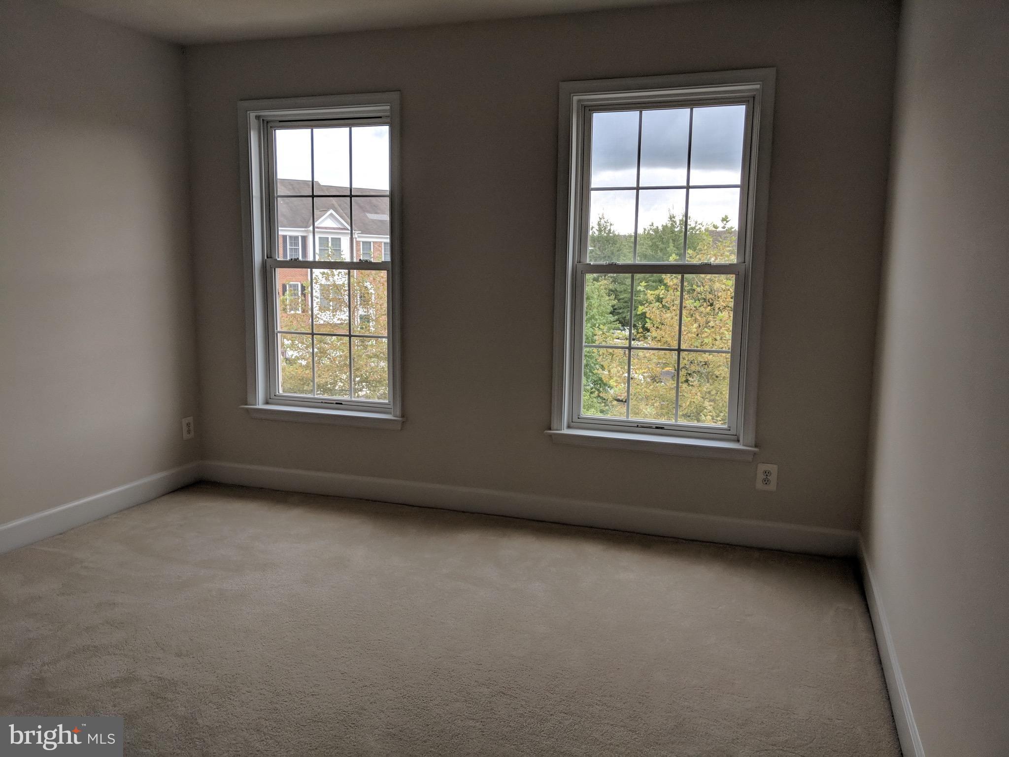 9247 Laurel Ridge Crossing Road Lorton, VA 22079 - Photo 12 of 26 Bedroom
