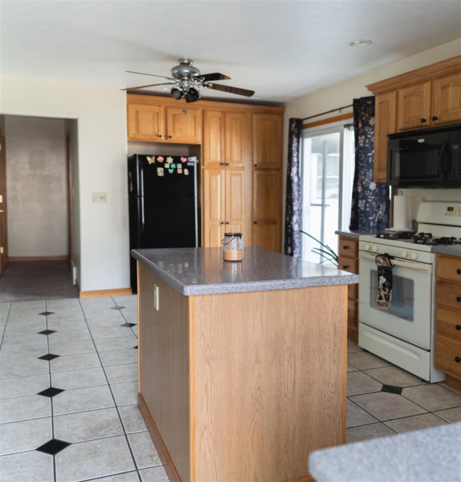 6051 Morgan Road Battle Creek, MI 49017 - Photo 3 of 35