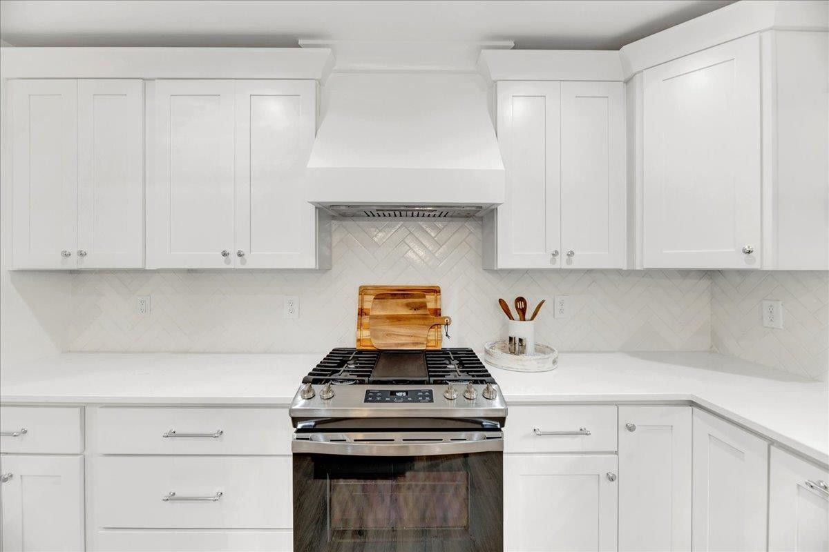 1108 East Millbrook Road Raleigh, NC 27609 - Photo 12 of 43 Photo 12