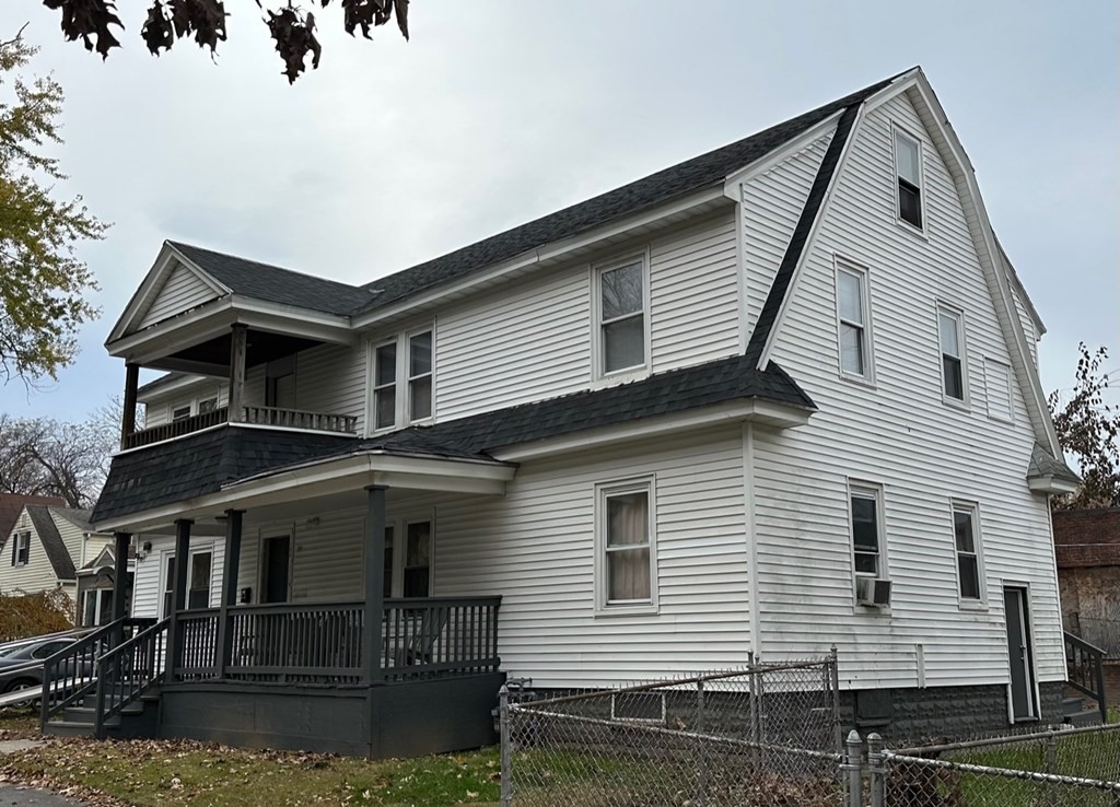 192 Leyfred Terrace Springfield, MA 01108 - Photo 3 of 14 Gallery Image 3