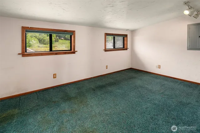 $1,350,000 | 25443 Pioneer Way Northwest, Poulsbo, WA 98370