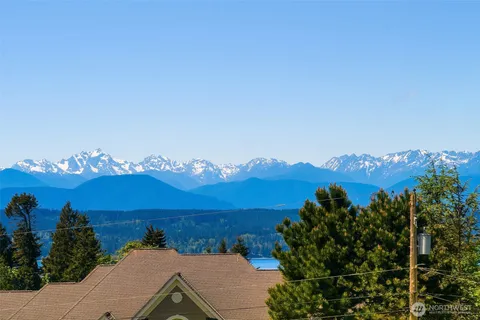 $1,350,000 | 25443 Pioneer Way Northwest, Poulsbo, WA 98370