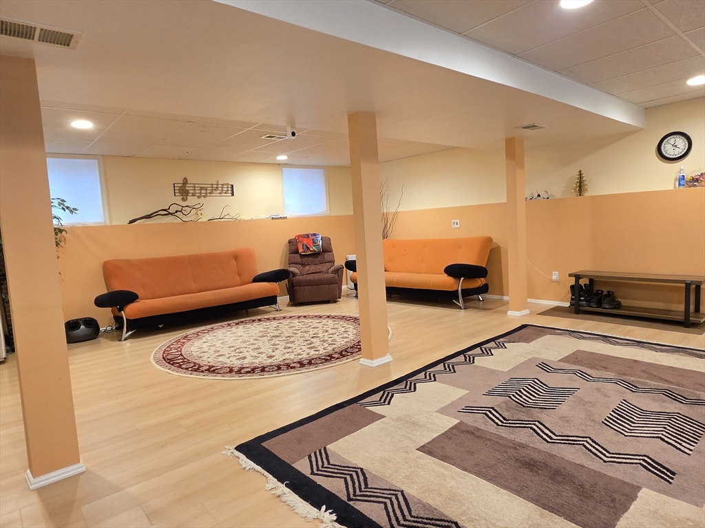 84 West Union Street Ashland, MA 01721 - Photo 33 of 41