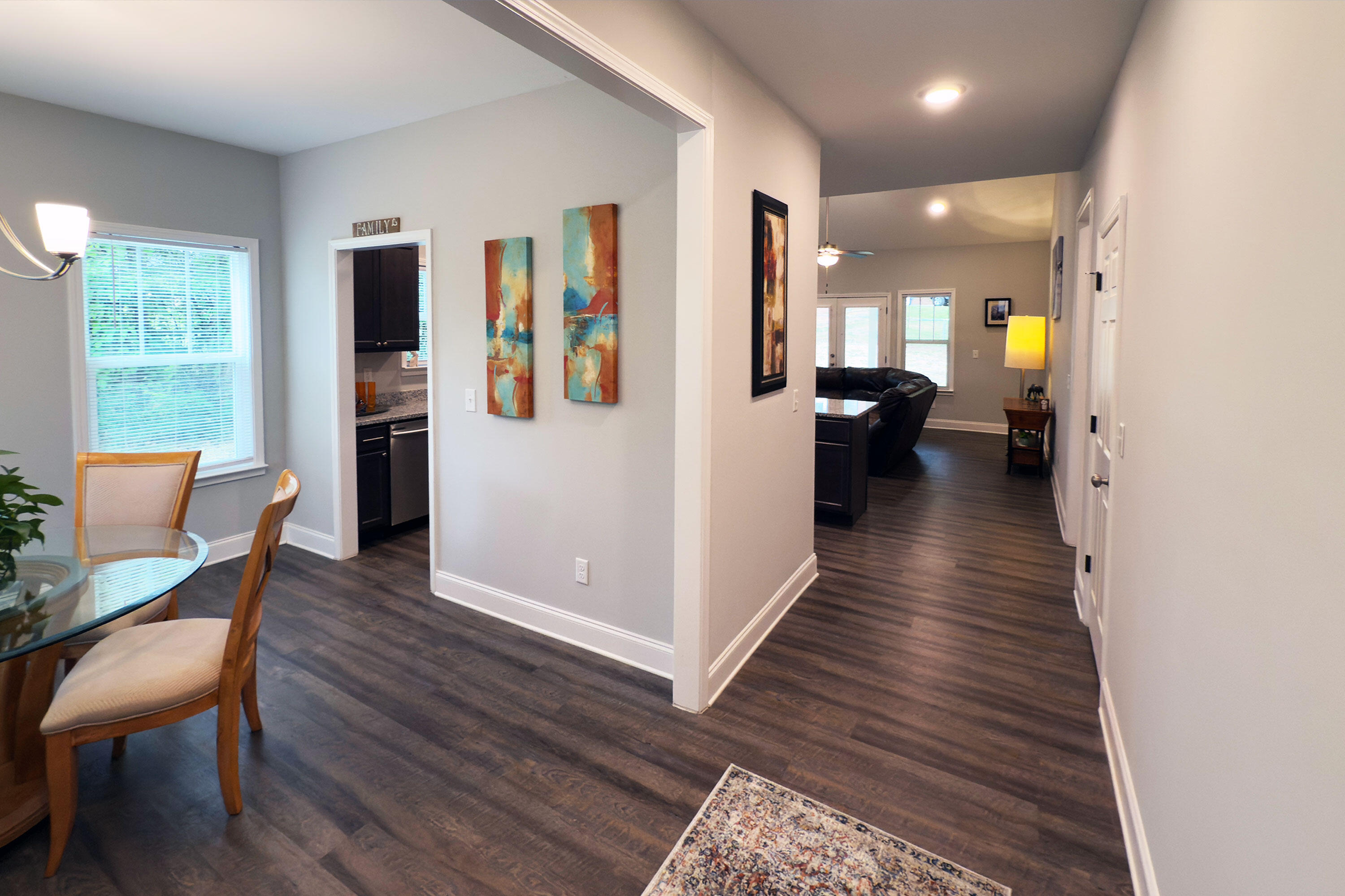 2125 Mae Dell Road Chattanooga, TN 37421 - Photo 3 of 40 Entrance