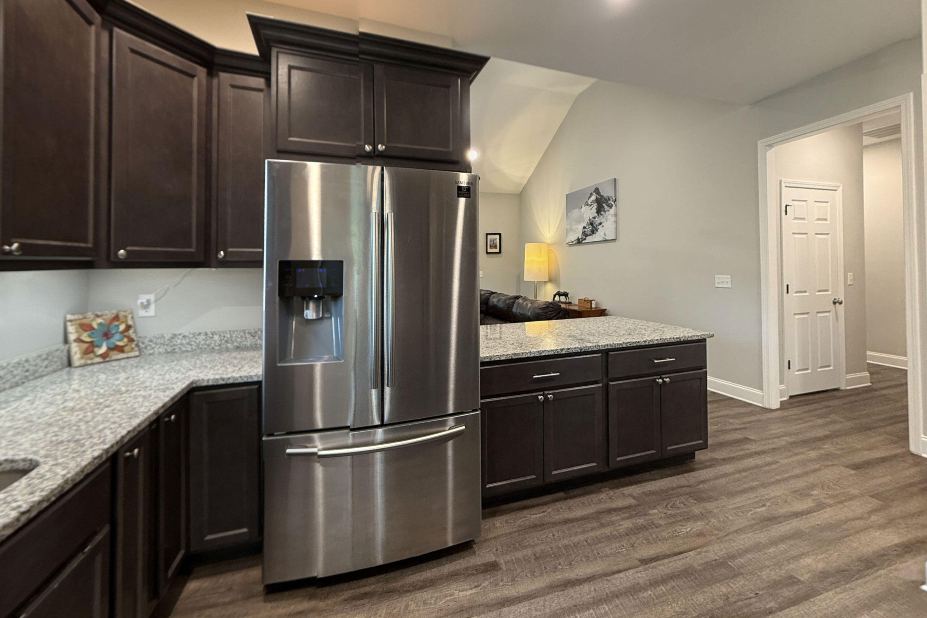 2125 Mae Dell Road Chattanooga, TN 37421 - Photo 6 of 40 Kitchen