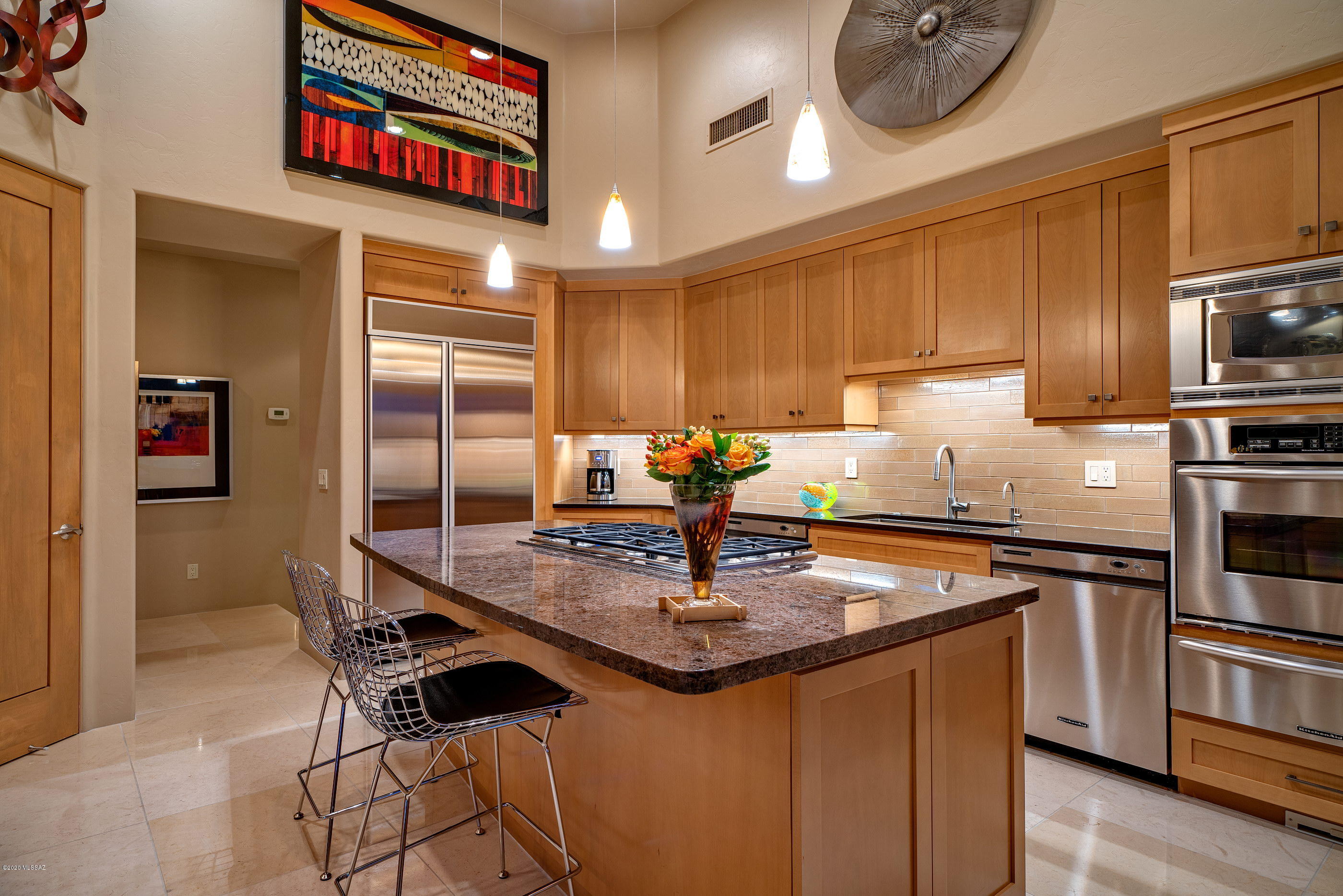 592 West Silhouette Ridge Place Oro Valley, AZ 85755 - Photo 13 of 50