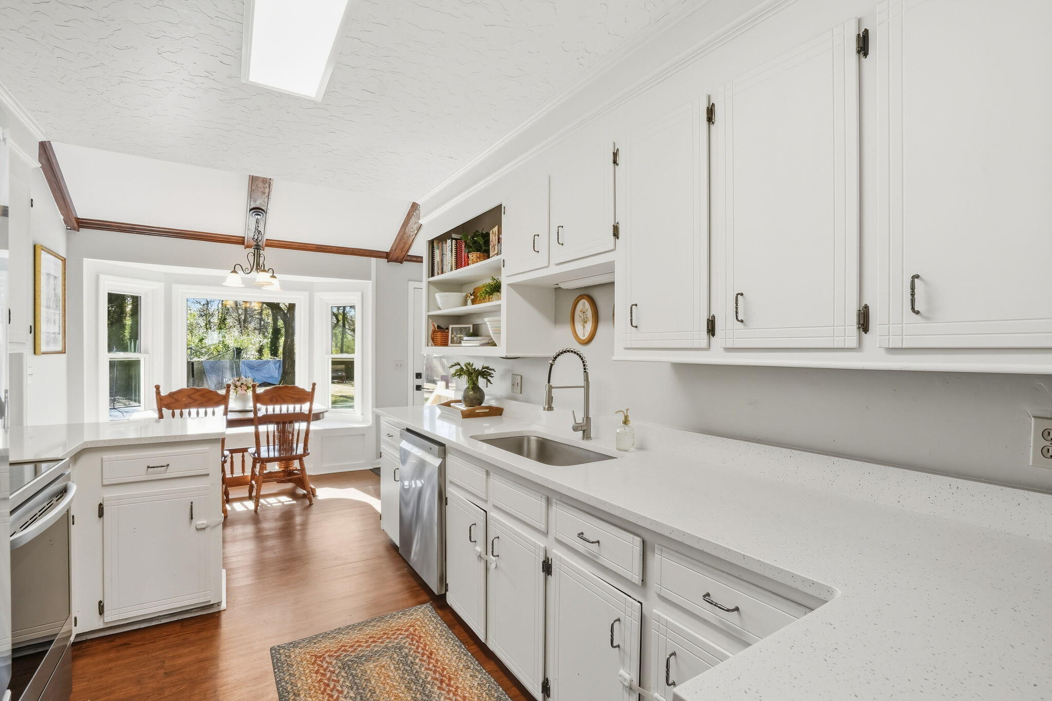 214 Turtle Cove Road Summerville, SC 29485 - Photo 11 of 31 Kitchen