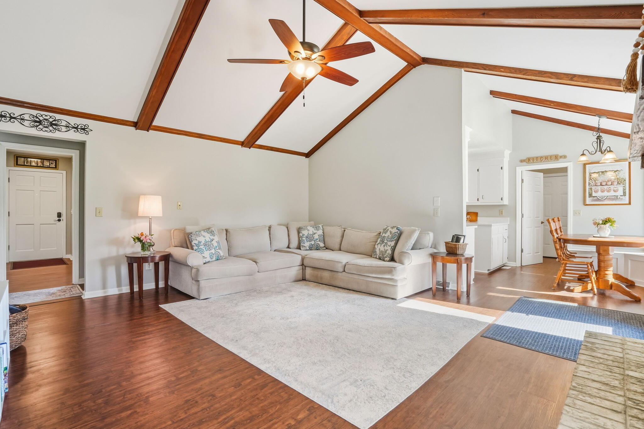 214 Turtle Cove Road Summerville, SC 29485 - Photo 13 of 31 Family Room