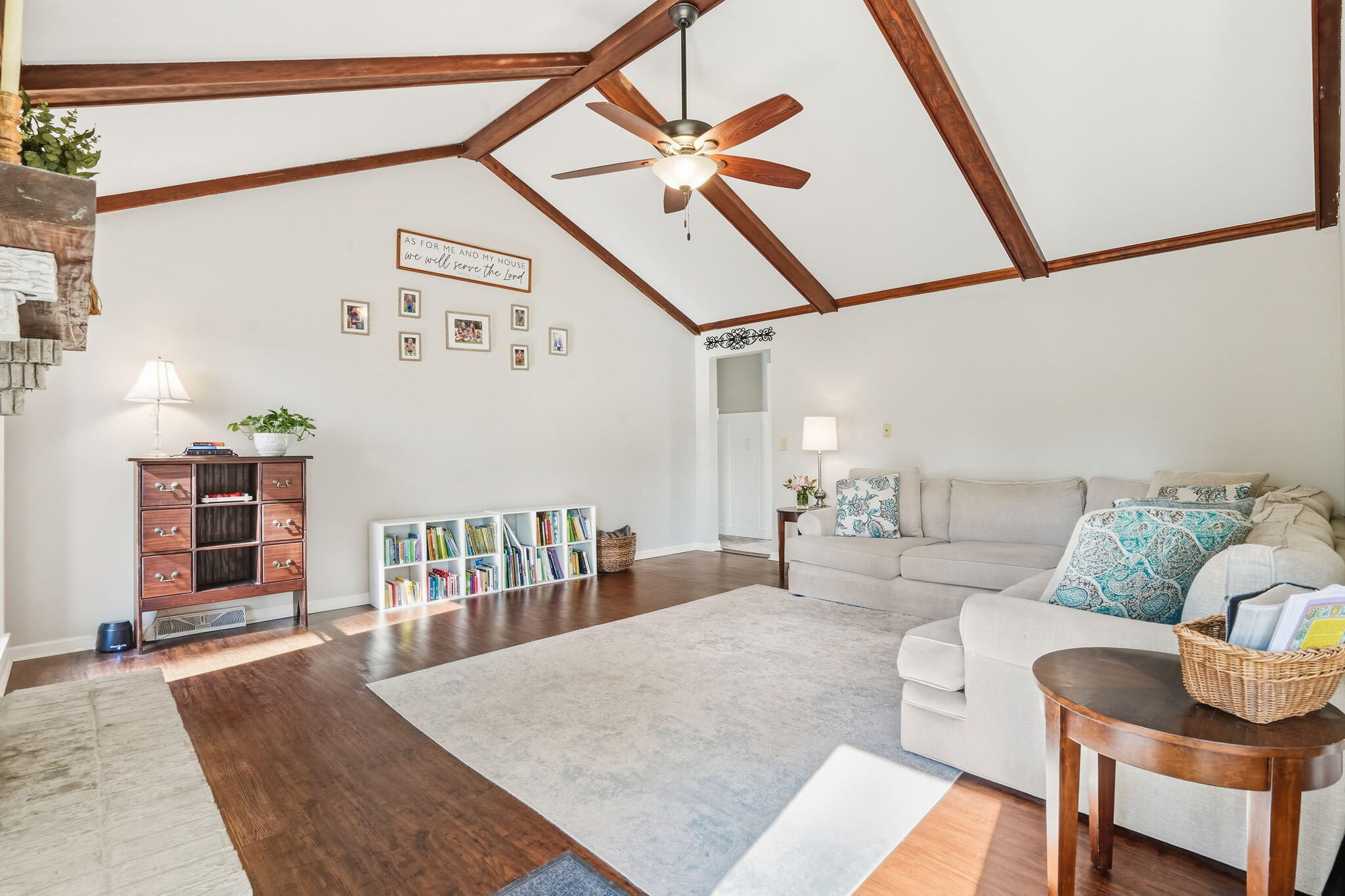 214 Turtle Cove Road Summerville, SC 29485 - Photo 15 of 31 Family Room
