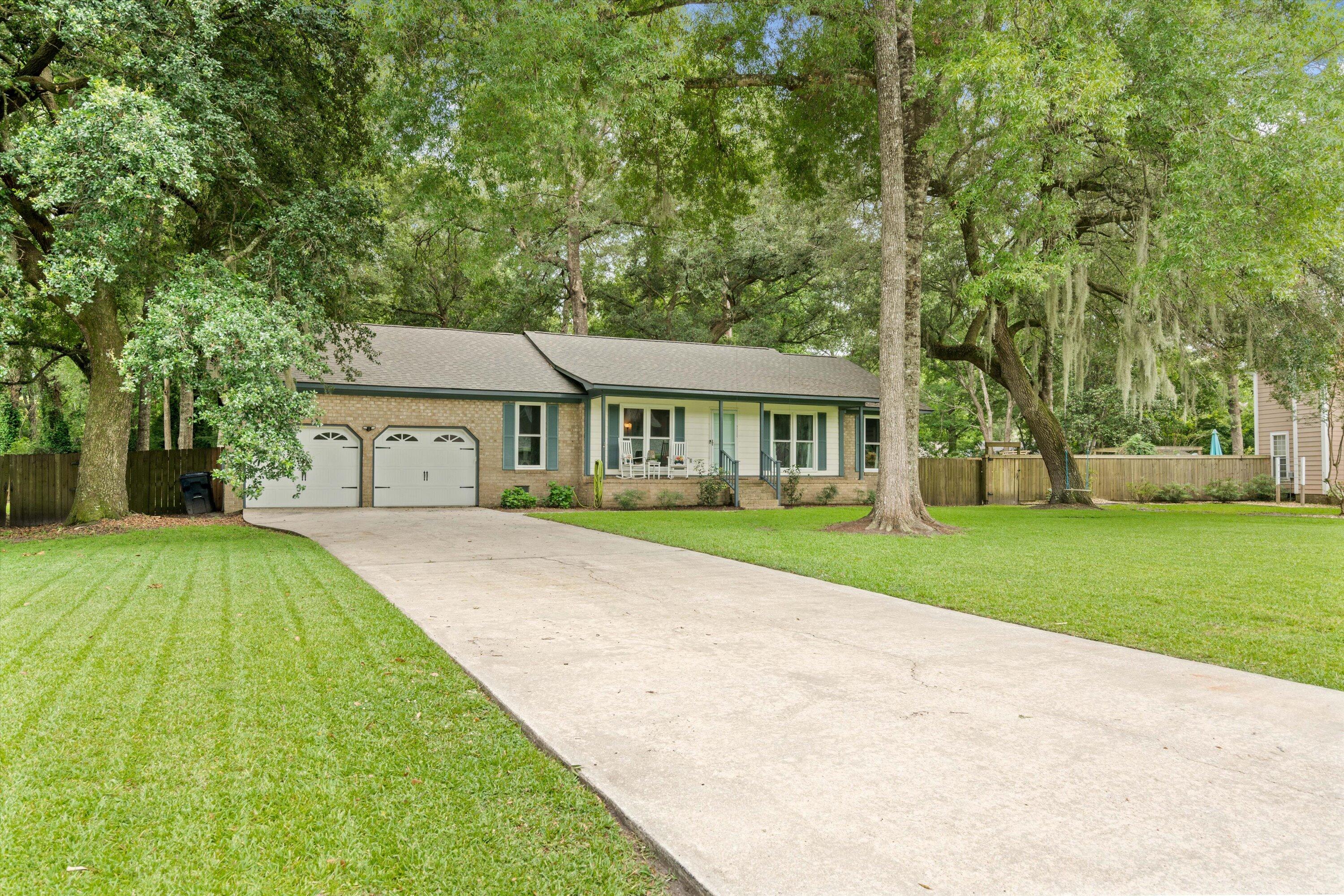 214 Turtle Cove Road Summerville, SC 29485 - Photo 2 of 31 214 Turtle Cove