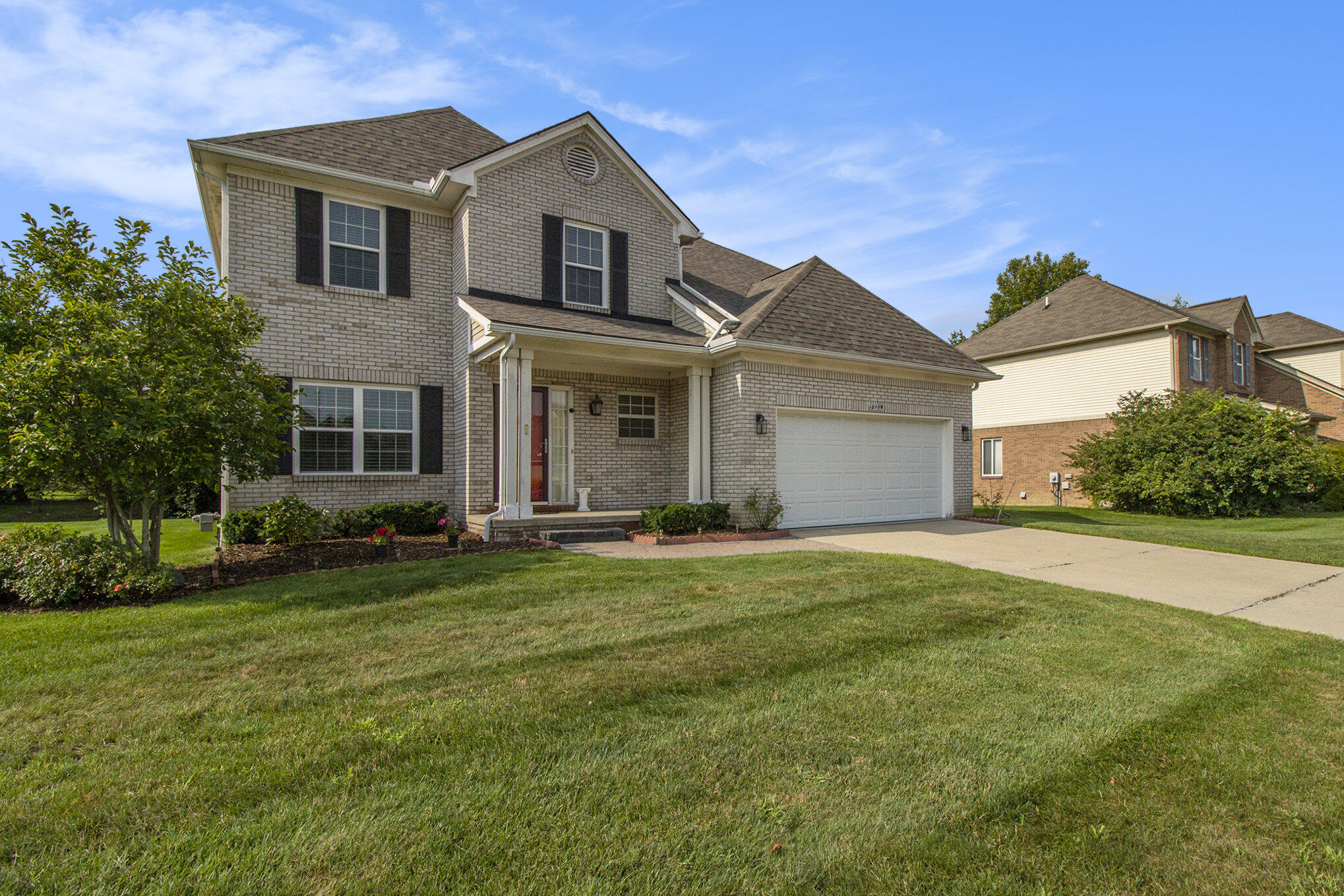 2119 Cattail Circle Rochester Hills, MI 48309 - Photo 3 of 46 002__mg_7110_342